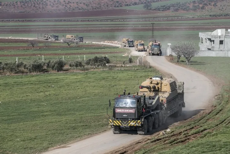 Son Dakika: TSK’ya ait yaklaşık 50 araçlık konvoy İdlib’e girdi.