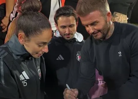 Allan Hakko görmesin... Ünlü fenomen ve David Beckham bir araya geldi! ’Şanslı olan David’