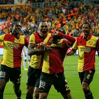 Beşiktaş, Göztepe deplasmanından çıkamadı