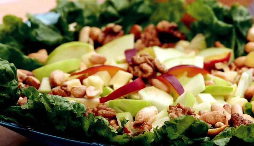 Elmalı, Yerfıstıklı Salata