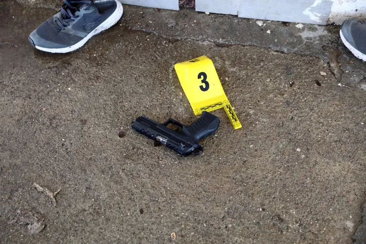 Adana'daki operasyonda polise ateş açtılar! 4 adamıyla saldırı hazırlığındaydı...