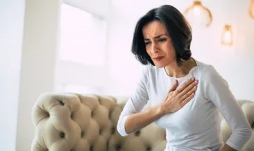 Göğsünüzdeki bu ağrıya dikkat! Kalp krizi belirtisi olabilir