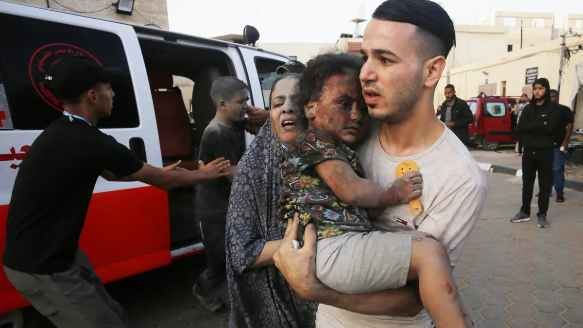 Gazze’de kayıp nesil riski! UNRWA Genel Komiseri Lazzarini: Filistin’de insani kriz derinleşiyor Gazze’de kayıp nesil riski! UNRWA Genel Komiseri Lazzarini: Filistin’de insani kriz derinleşiyor