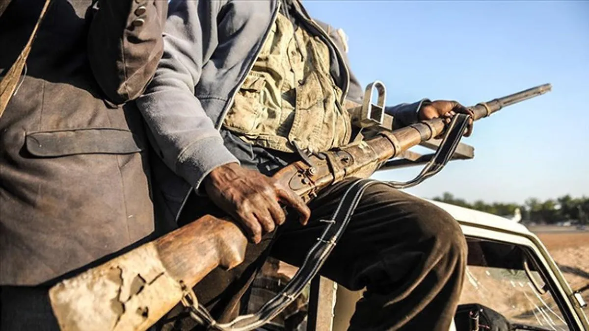 Nijerya'da 300 Boko Haram üyesi hakim karşısında
