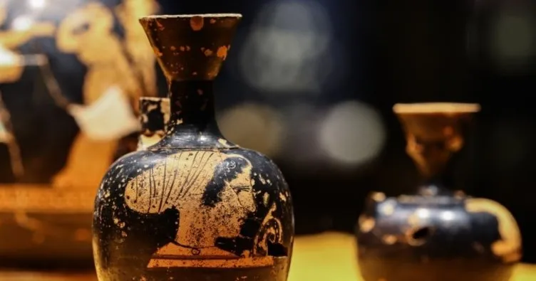 2 bin 600 yıllık parfüm şişeleri ilk kez sergileniyor