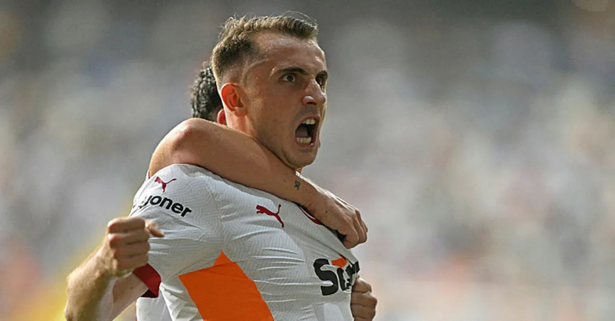 SON DAKİKA GALATASARAY HABERLERİ: Victor Osimhen sonrası sürpriz ayrılık! Kerem Aktürkoğlu’nun yeni takımını açıkladılar: Dünya devine gidiyor…