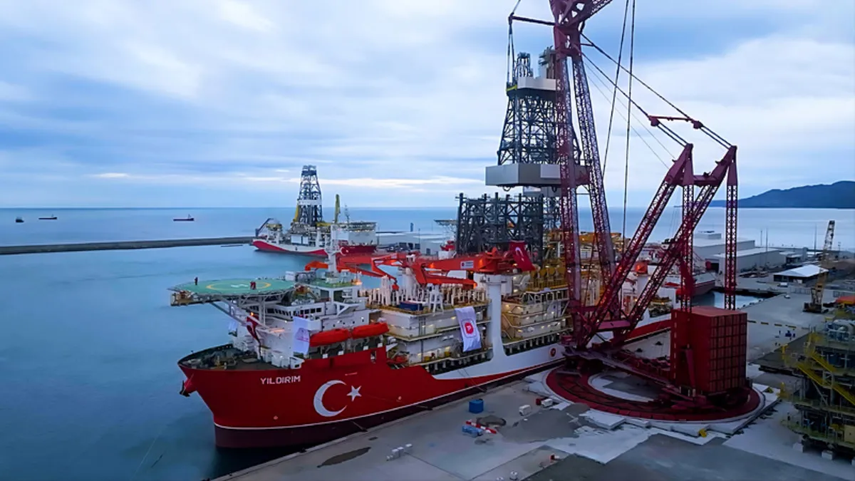 Yıldırım Derin Deniz Sondaj Gemisi ilk görevi için Karadeniz’de – Galeri