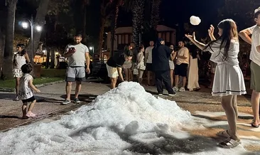 Turistlere yapay kar sürprizi