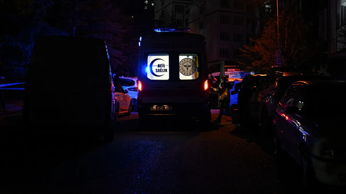 Ankara’da aile katliamı! 3 kişiyi öldüren şüpheli intihar etti Ankara’da aile katliamı! 3 kişiyi öldüren şüpheli intihar etti