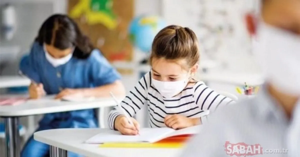 Son Dakika Haberi Izmir De Okullar Tatil Olacak Mi Izmir Depreminin Ardindan Okullar Tatil Mi Edildi Egitim Haberleri