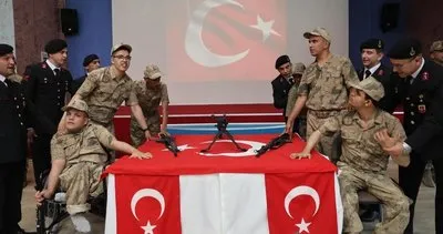 Üniformalarını giydiler, Türk ordusunun bir neferi oldular