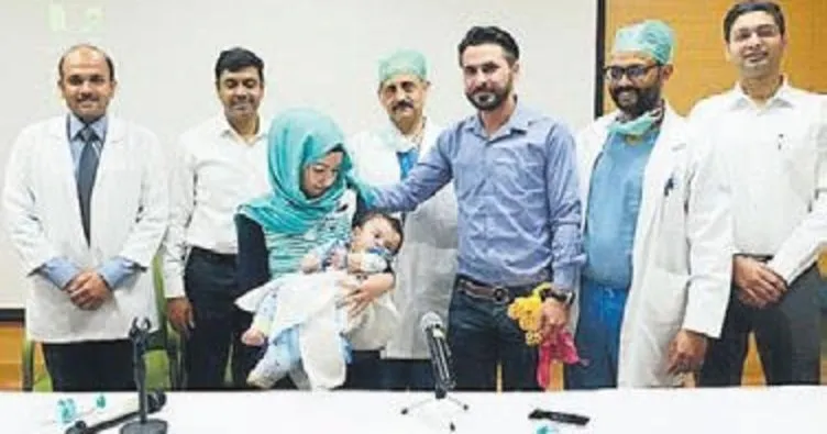 Sekiz kol ve bacakla doğan Iraklı bebeğe operasyon
