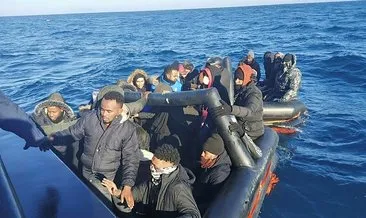 İzmir açıklarında, Yunanistan unsurlarınca geri itilen 318 düzensiz göçmen kurtarıldı #izmir