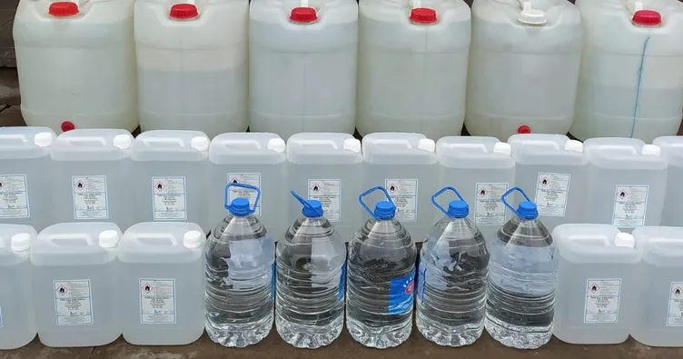 Pet şişede ev yapımı alkole baskın