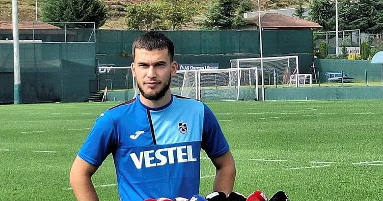Son dakika haberi: Trabzonspor’un sağ bek oyuncusu Mehmet Can Aydın, formayı bırakmak istemiyor!