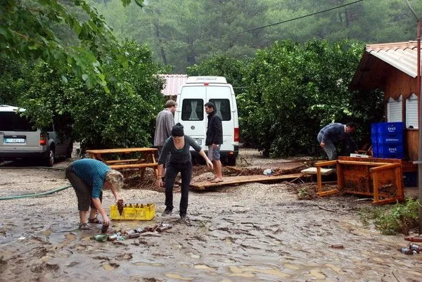 Olimpos'u sel vurdu