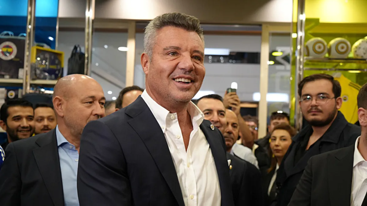 Fenerbahçe transfer için İtalya’da! Yönetimin takip ettiği yıldız ortaya çıktı… – Galeri Fenerbahçe transfer için İtalya’da! Yönetimin takip ettiği yıldız ortaya çıktı… – Galeri