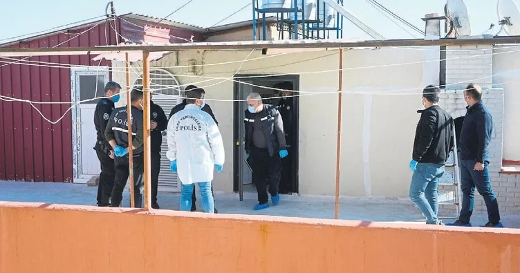 Uzman çavuş evinde ölü olarak bulundu