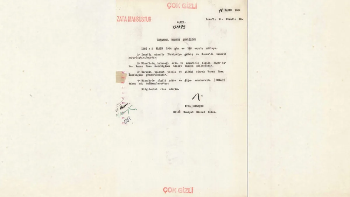 MİT, İran Devrimi’nin lideri Humeyni’ye ait belgeyi paylaştı! “Çok gizli” ibaresiyle gönderilmişti MİT, İran Devrimi’nin lideri Humeyni’ye ait belgeyi paylaştı! “Çok gizli” ibaresiyle gönderilmişti