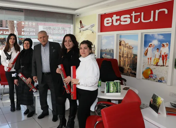 baskan-sari-amasyali-kadinlari-unutmadi-1646768755135.jpeg