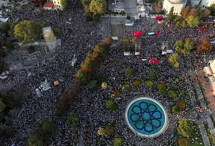 Gazze yalnız değil! Vicdanlı yürekler İsmail Haniye için özgür Filistin sözünü tuttu