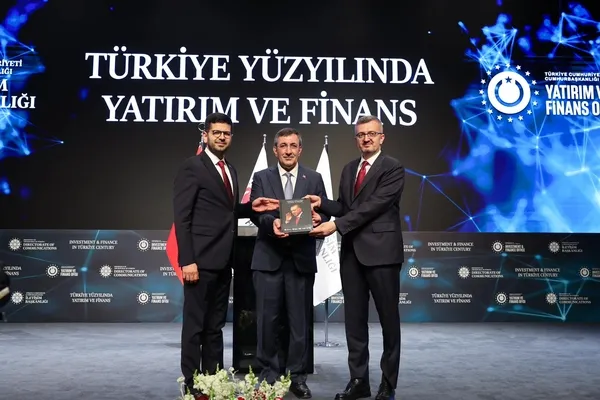 sondakika-cevdet-yilmaz-gundelik-gelismelerin-ekonomiye-etkisi-gecici-1779442299094.jpg