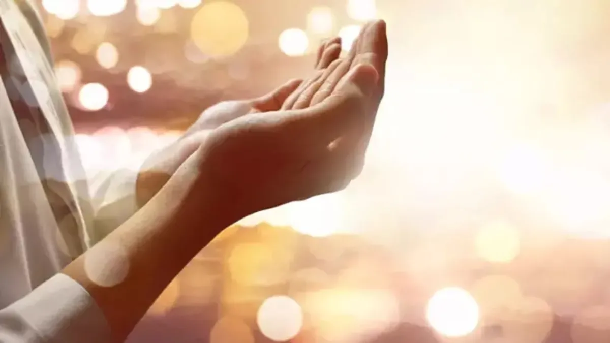 KADİR GECESİ DUASI VE OKUNUŞU: Diyanet ile Arapça ve Türkçe Kadir Gecesi okunacak dualar ve sureler