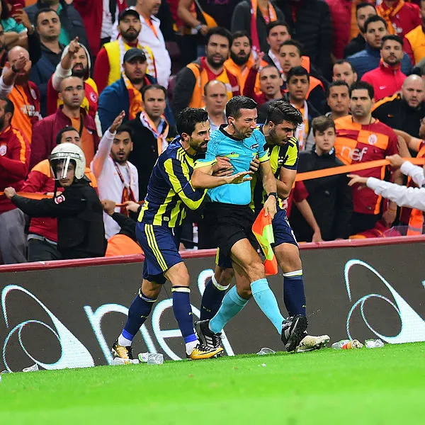 Son dakika: Erman Toroğlu'ndan olay sözler!