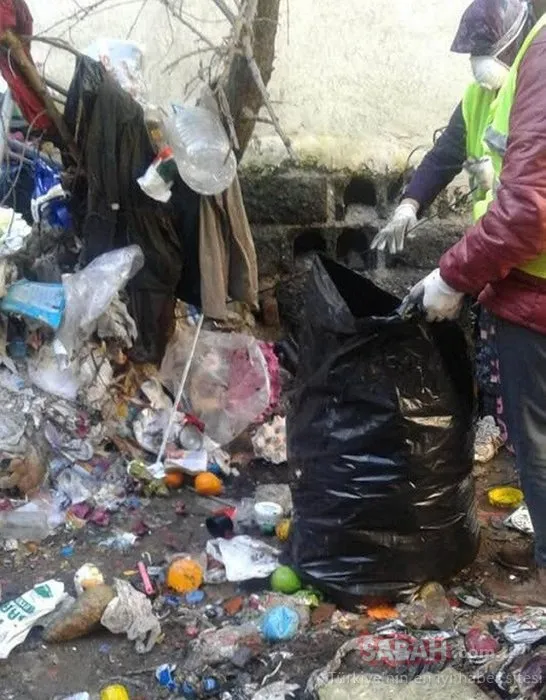 Amasya’da bir evden tonlarca çöp çıktı