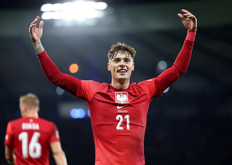 Son dakika haberleri: Galatasaray son günde yeni transferini açıkladı! Yıldız oyuncunun maliyeti belli oldu...