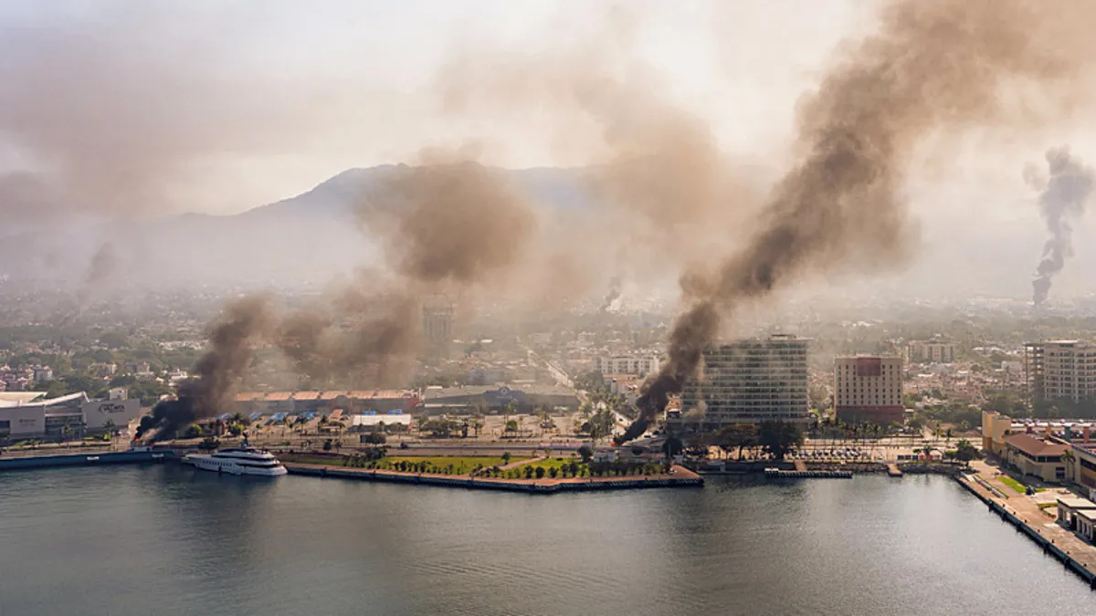 Meksika’daki operasyonun faturası ağır oldu: Kartelden korkunç misilleme! 25 güvenlik personeli öldürüldü Meksika’daki operasyonun faturası ağır oldu: Kartelden korkunç misilleme! 25 güvenlik personeli öldürüldü