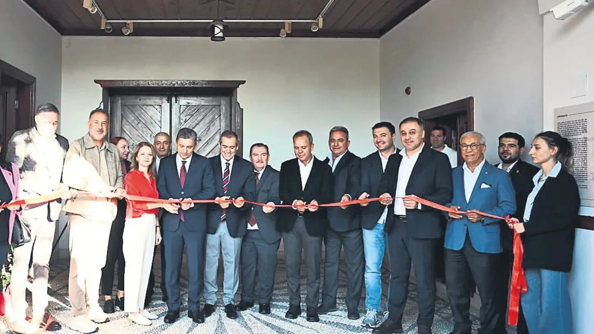 Minyatür müze mikroskopla gezilecek – Yaşam Haberleri Minyatür müze mikroskopla gezilecek – Yaşam Haberleri