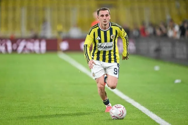 fenerbahcenin-pavlidis-hamlesinde-kerem-akturkoglu-detayi-1785913297921.jpeg