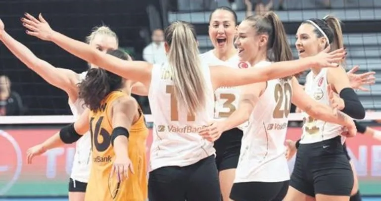 VakıfBank zaferle başladı