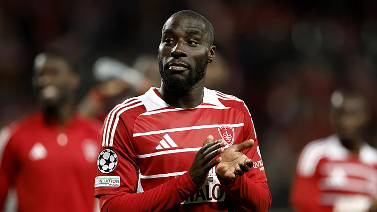 Kocaelispor, Massadio Haidara ile ön protokol imzaladı Kocaelispor, Massadio Haidara ile ön protokol imzaladı