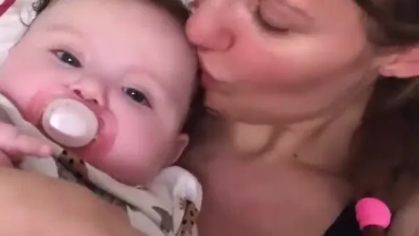 Ünlü oyuncu Meryem Uzerli’den 4 aylık bebeğiyle yeni paylaşım | Video