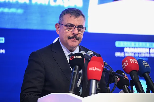 son-dakika-icisleri-bakani-ciftciden-uyusturucu-operasyonu-aciklamasi-unlu-unsuz-ayrimi-yapmiyoruz-1783763554589.jpg SON DAKİKA… İçişleri Bakanı Çiftçi’den uyuşturucu operasyonu açıklaması: Ünlü ünsüz ayrımı yapmıyoruz