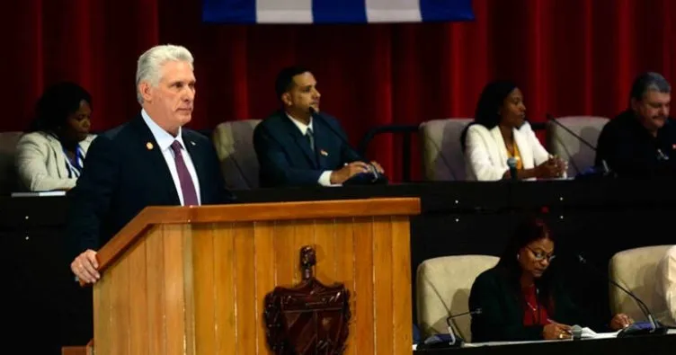 Küba’nın yeni Devlet Başkanı belli oldu: Diaz-Canel bir kez daha seçildi