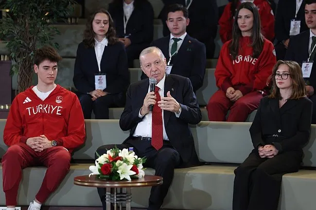 baskan-erdogandan-terorsuz-turkiye-mesaji-1747682271391.jpeg