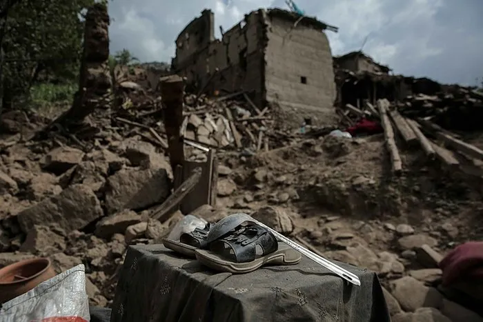 Afganistan’daki depremde bilanço ağırlaşıyor: Ölü sayısı 2000’i geçti