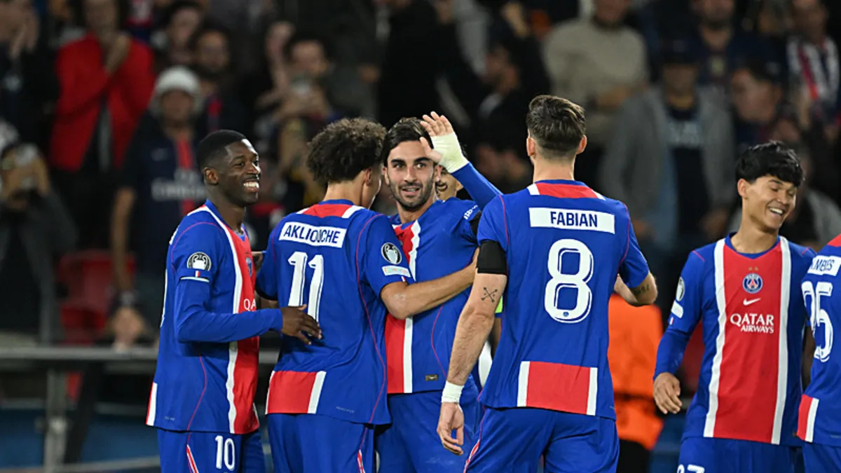 Paris Saint Germain, Slovan Bratislava'yı farklı mağlup etti