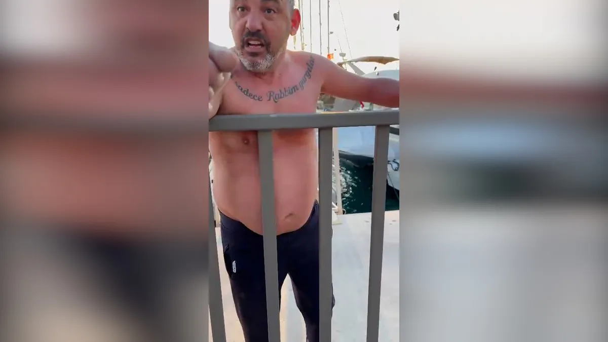 CHP’li Meclis üyesi karakolluk oldu! Yat sahibi ‘ailemizle oturamayacak mıyız’ diyerek çıkıştı videosunu izle CHP’li Meclis üyesi karakolluk oldu! Yat sahibi ‘ailemizle oturamayacak mıyız’ diyerek çıkıştı videosunu izle