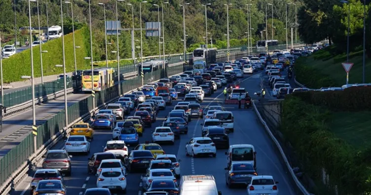 Son dakika | Milyonlarca sürücü merakla bekliyordu! Trafik kanunu uygulama yönetmeliği tamamlandı! Artık serbest oldu...
