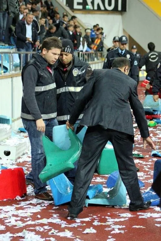 Ortalık savaş alanına döndü