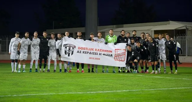Gri pasaporta takılan dostluk maçı Kapıda Vize ile gerçekleşti