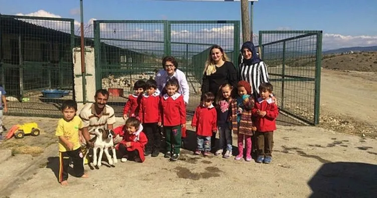 Minik öğrenciler, Geçici Hayvan Barınağı’nı ziyaret etti