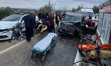 İki araç kavşakta çarpıştı: 1 ölü, 3 yaralı #osmaniye