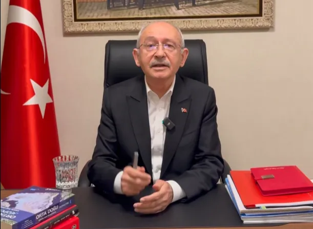 kilicdaroglu-ozgur-ozel-yonetimini-topa-tuttu-chp-derhal-arinmalidir-1763829587553.jpg Kılıçdaroğlu, Özgür Özel yönetimini topa tuttu: CHP derhal arınmalıdır
