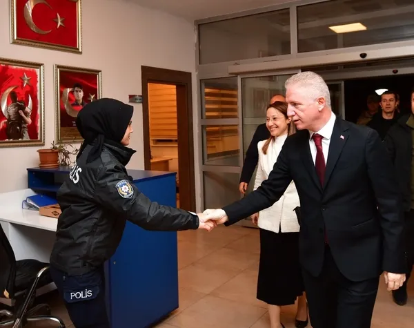 gaziantepte-guvenli-yilbasi-7-bin-polis-ve-jandarma-gorev-basinda-1672515301363.jpeg