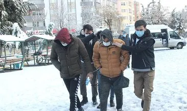 Kilis merkezli uyuşturucu operasyonu! 9 şüpheli gözaltına alındı #gaziantep Kilis merkezli uyuşturucu operasyonu! 9 şüpheli gözaltına alındı #gaziantep
